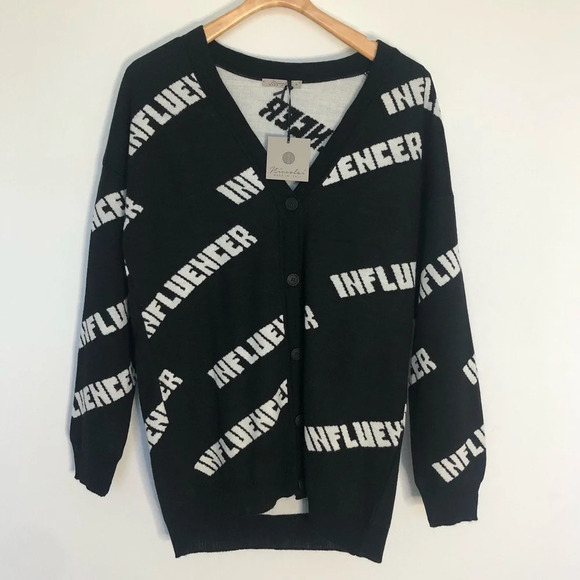 NICCOLAI Influencer Sweater Size Small - Picture 2 of 6